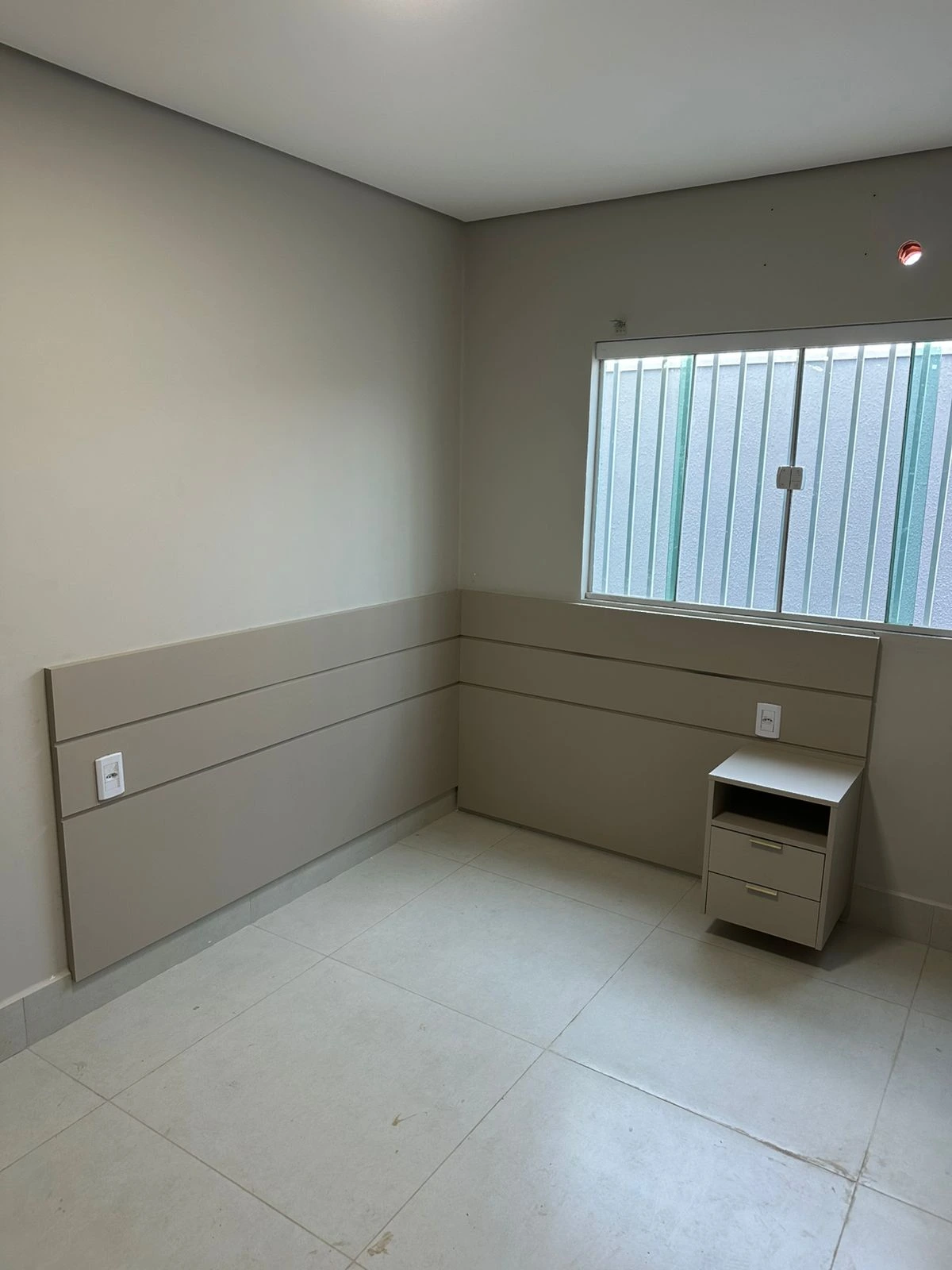 Painel de cabeceira em MDF